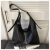 Large Capacity Elegant PU Leather Tote Bag – Urban Commuter Shoulder Bag for Women