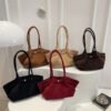 Light Luxury Dumpling Shoulder Bag – Elegant Crossbody Satchel for Women