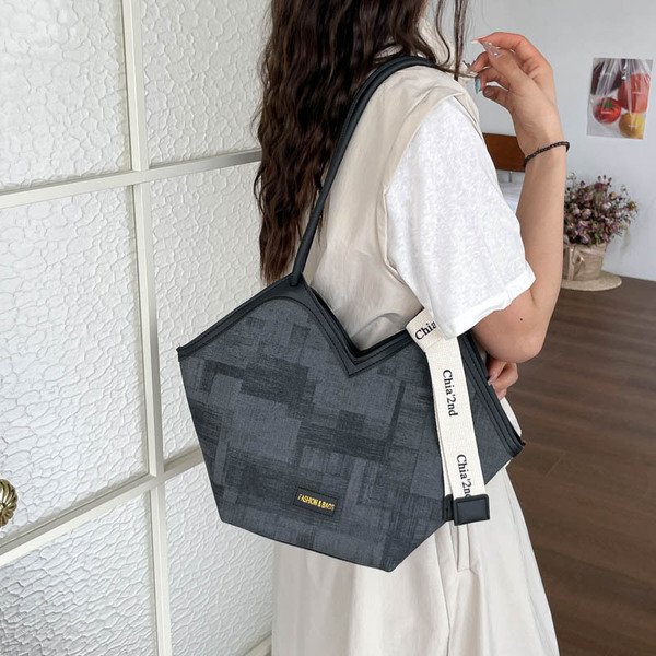 EMIR Geometric Checkered Tote – Fashionable Large Capacity Shoulder Bag