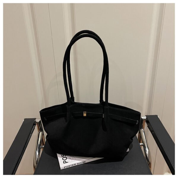 Light Luxury Dumpling Shoulder Bag – Elegant Crossbody Satchel for Women